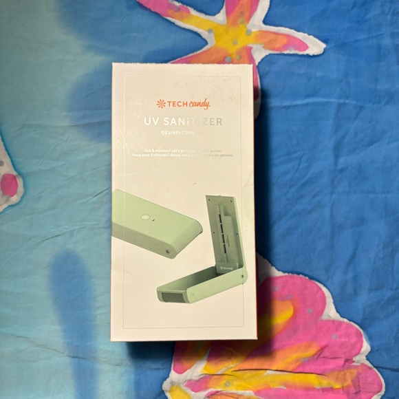 Tech Candy UV Light Portable Sanitizer Box 🧼 Disinfect Smartphones & more *NIB* - Picture 6 of 11